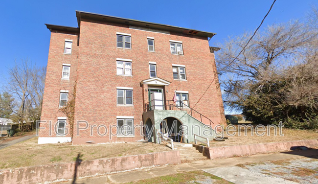 property at 605 W E St