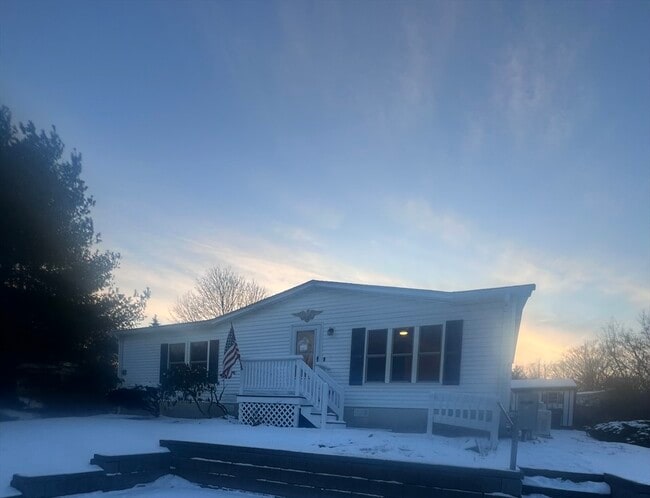 property at 6 Canterbury Ln