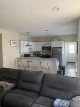 102 Morrison Ave in Somerville, MA - Foto de edificio - Building Photo