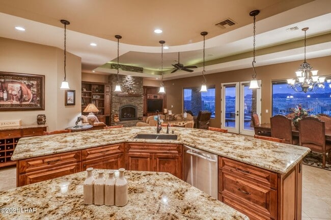 1775 E Tradition Ln in Lake Havasu City, AZ - Building Photo - Building Photo