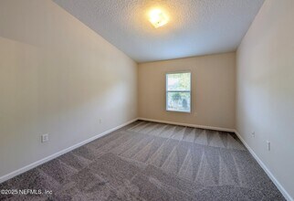 6076 Maggies Cir in Jacksonville, FL - Building Photo - Building Photo