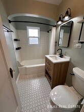 2395 S Corona St in Denver, CO - Building Photo - Building Photo