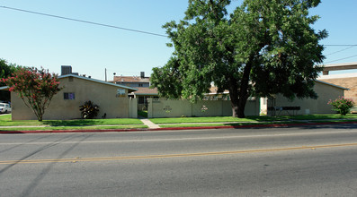 Olive & Jackson 13 units in Fresno, CA - Building Photo - Building Photo