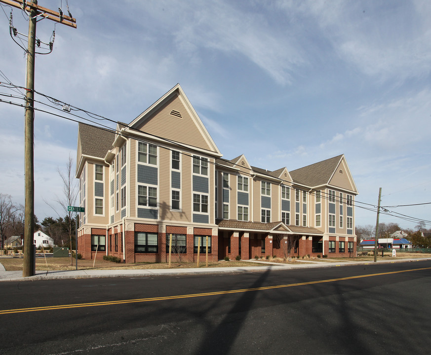 Center Street Apartments in Manchester, CT - Building Photo