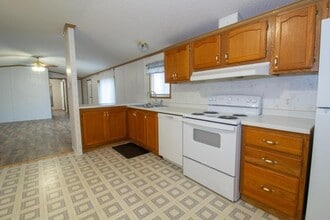25701 Recoil Dr in Waynesville, MO - Building Photo - Building Photo