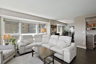433 S 7th St in Minneapolis, MN - Building Photo - Building Photo