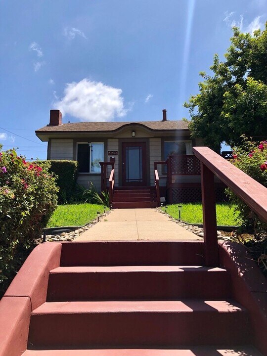3795 Alabama St in San Diego, CA - Building Photo