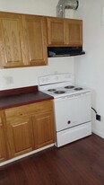 914 Sacramento St, Unit Apt C, Apartments