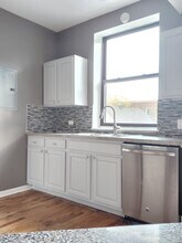 4551 S Michigan Ave, Unit B in Chicago, IL - Foto de edificio - Building Photo