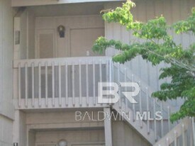 2031 Sea Cliff Dr S in Daphne, AL - Building Photo