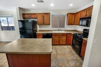 14370 S Camino Vallado in Sahuarita, AZ - Building Photo - Building Photo