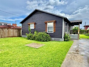 811 Adele St in Houston, TX - Building Photo - Building Photo