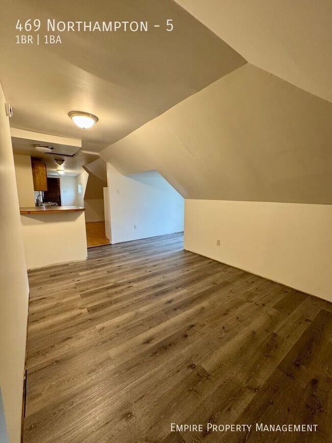 property at 469 Northampton St