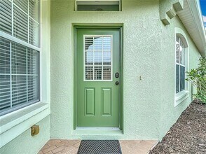 7611 Helen White Ln in Land O Lakes, FL - Building Photo - Building Photo