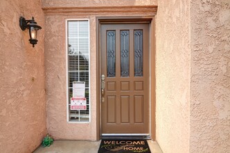 257 E Braddock Dr in Fresno, CA - Building Photo - Building Photo