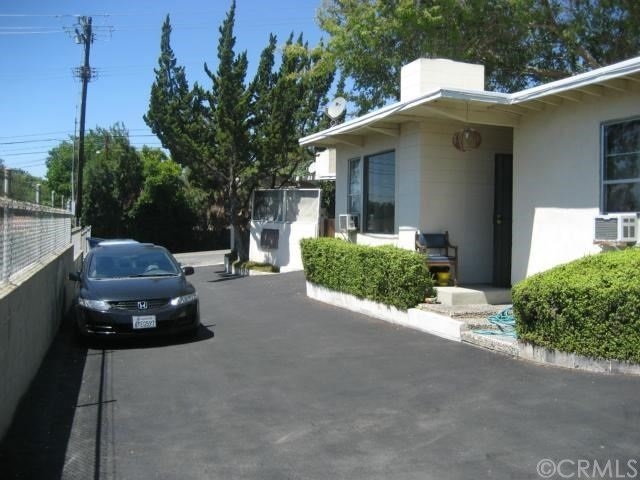 2688 Lake Ave in Altadena, CA - Foto de edificio - Other