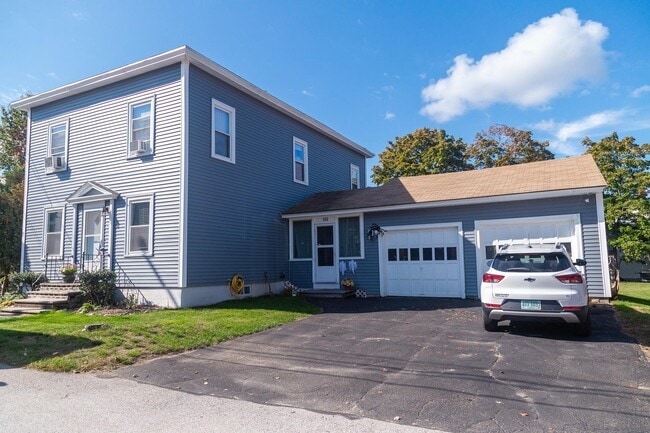 180 Highland St in Laconia, NH - Building Photo - Building Photo