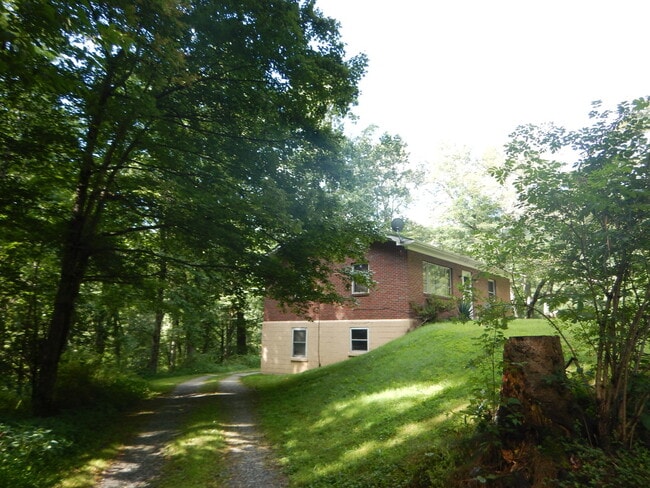 1951 Howard's Creek Rd in Boone, NC - Building Photo - Building Photo