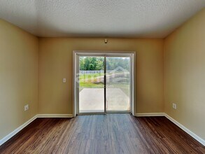 6381 Louis Clark Ct in Jacksonville, FL - Building Photo - Building Photo