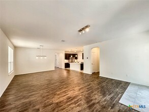 651 Foxtail Run in San Marcos, TX - Building Photo - Building Photo