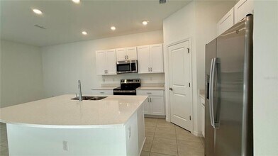 3006 Canary Ave in Davenport, FL - Building Photo - Building Photo