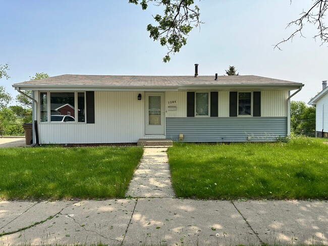 property at 1304 Tuxedo Rd NW