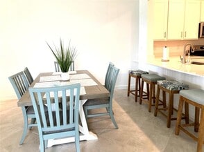 8787 St Kitts Cir in Englewood, FL - Building Photo - Building Photo