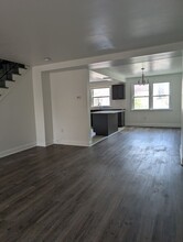 5865 Kemble Ave in Philadelphia, PA - Building Photo - Building Photo