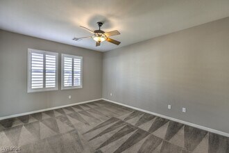 11326 Belmont Lake Dr in Las Vegas, NV - Building Photo - Building Photo