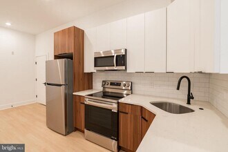 4408 Lancaster Ave in Philadelphia, PA - Building Photo - Building Photo