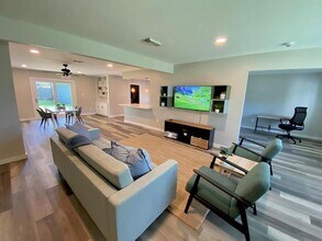 6023 Claridge Dr in Houston, TX - Building Photo - Building Photo