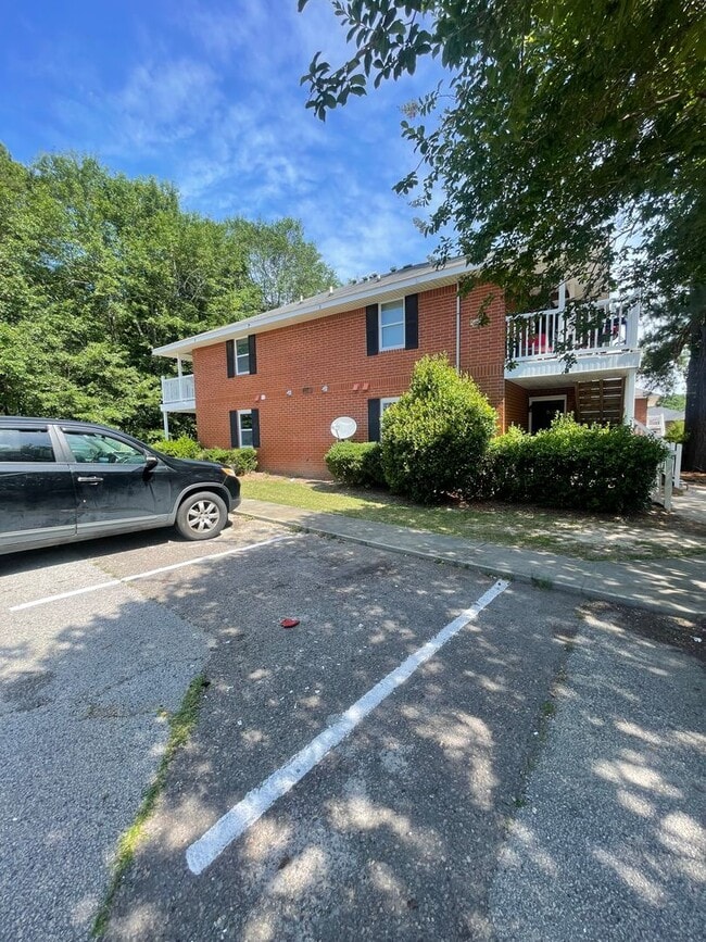 property at 207 New Petersburg Dr