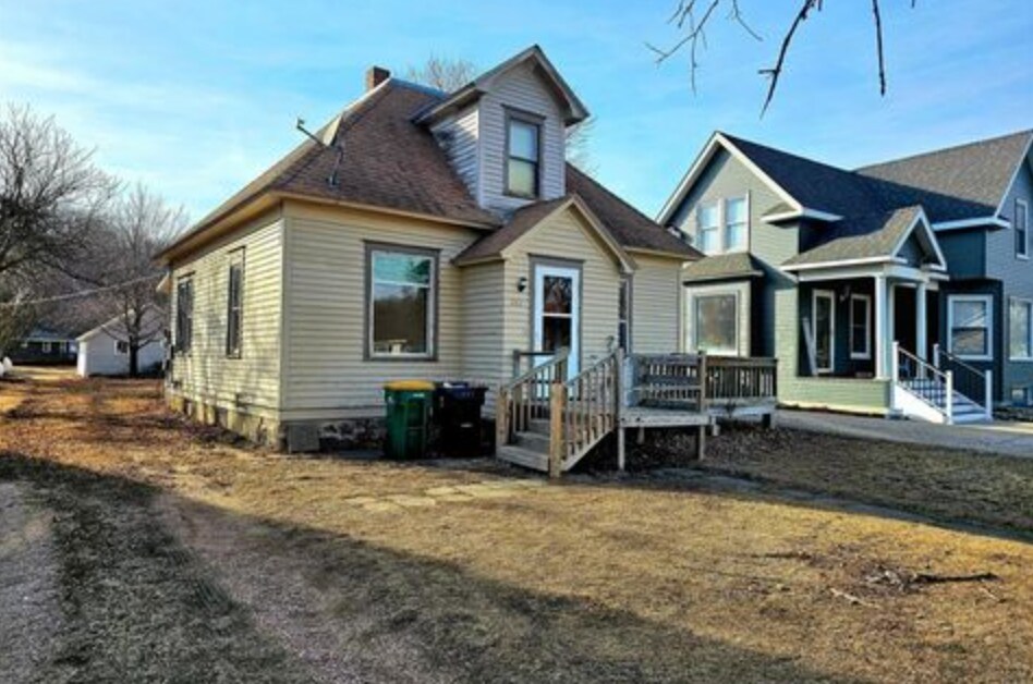 232 Fremont St S in Lake Benton, MN - Building Photo