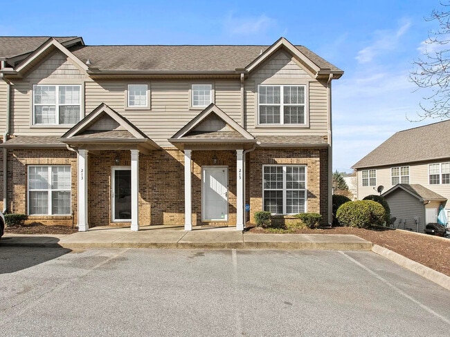 215 Ashby Dr