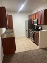 7653 Mission Gorge Rd in San Diego, CA - Building Photo - Building Photo