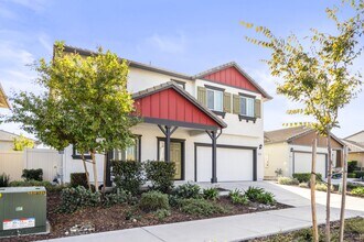 3814 Fong Ranch Rd in Sacramento, CA - Building Photo - Building Photo