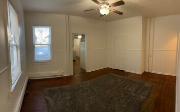 105 Chambers St in Phillipsburg, NJ - Building Photo - Building Photo