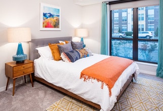 Confluence on 3rd Apartments in Des Moines, IA - Foto de edificio - Building Photo