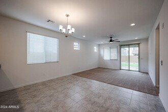 9005 W Georgia Ave in Glendale, AZ - Building Photo - Building Photo