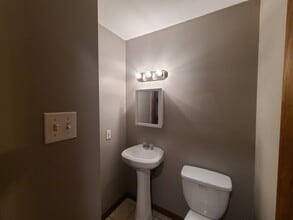 3308 Pakenham Dr in Chalmette, LA - Building Photo - Building Photo