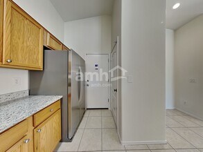 11409 W Davis Ln in Avondale, AZ - Building Photo - Building Photo