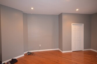 149 Meridian St, Unit 147-2 in Boston, MA - Building Photo - Building Photo