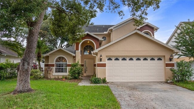 468 Queensbridge Dr in Lake Mary, FL - Foto de edificio - Building Photo