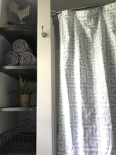 633 E 11th Ave in Columbus, OH - Foto de edificio - Building Photo