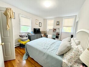 17 Spring Garden St, Unit 1 in Boston, MA - Building Photo - Building Photo
