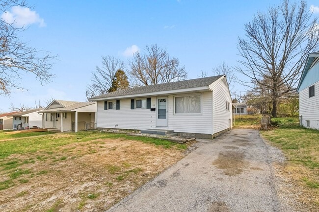 133 Perthshire Rd in St. Louis, MO - Building Photo - Building Photo