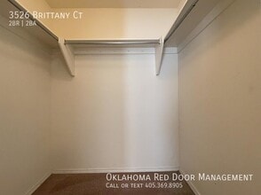 3526 Brittany Ct in Moore, OK - Building Photo - Building Photo