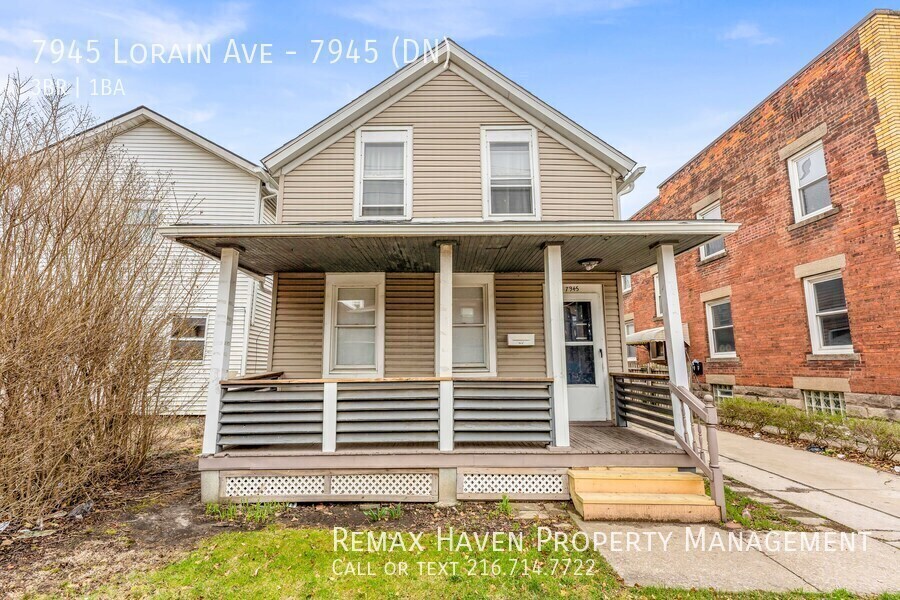 7945 Lorain Ave in Cleveland, OH - Building Photo
