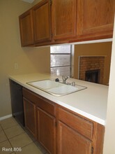121 N Troy Ave in Lubbock, TX - Building Photo - Building Photo