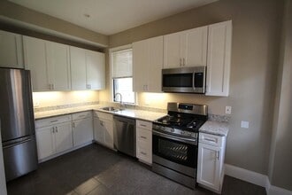 1625 Rankin Ave, Unit 1 in Pittsburgh, PA - Building Photo - Building Photo